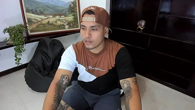 maxflurry  online show from March 2025 01:55:02 AM