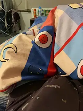 zou 9997 online show from December 2025 02:08:02 AM