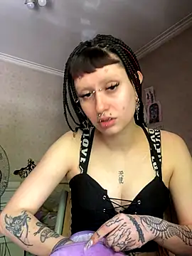 Snapshot of KititA12 chatting on October 2025 01:30:01 PM KititA12 online show from October 2025 01:30:01 PM