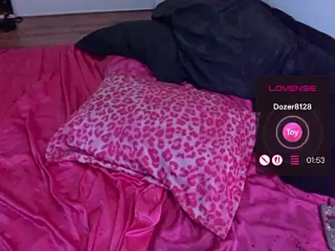 ChrryFoxx online show from June 2026 01:10:01 PM