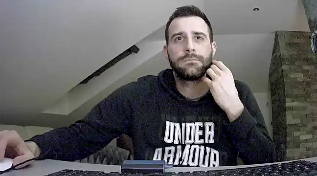 Snapshot of gryzoon chatting on March 2025 10:55:02 PM gryzoon online show from March 2025 10:55:02 PM