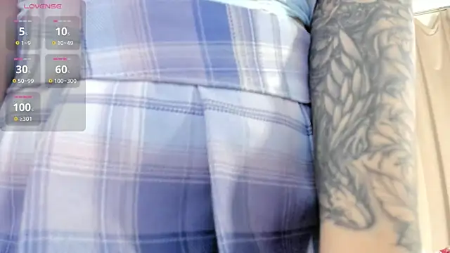 Zirael swan online show from February 2026 02:52:01 AM