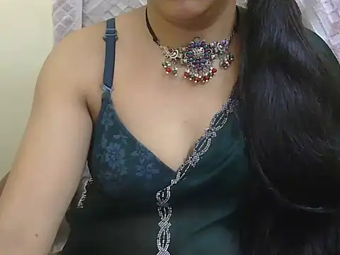 Lovely Manvi online show from September 2025 01:00:02 PM