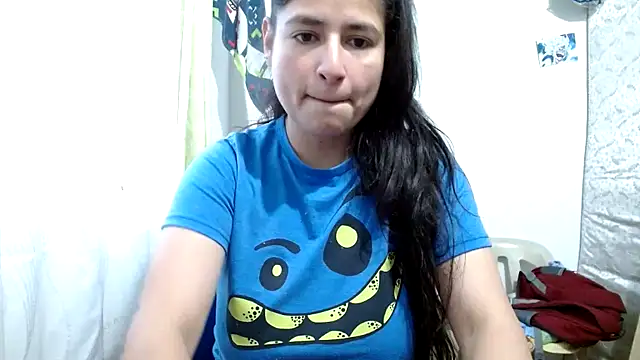 Snapshot of Escarcha-blue chatting on November 2025 10:32:01 PM Escarcha-blue online show from November 2025 10:32:01 PM