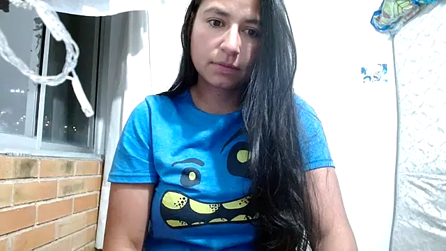 Snapshot of Escarcha-blue chatting on November 2025 12:58:01 AM Escarcha-blue online show from November 2025 12:58:01 AM