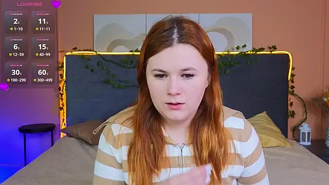 Snapshot of Eva_Starlight chatting on November 2025 04:12:01 AM Eva Starlight online show from November 2025 04:12:01 AM