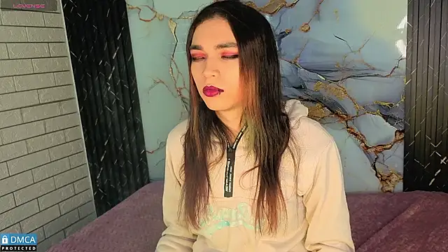 MaeveKuro online show from February 2026 03:26:01 AM