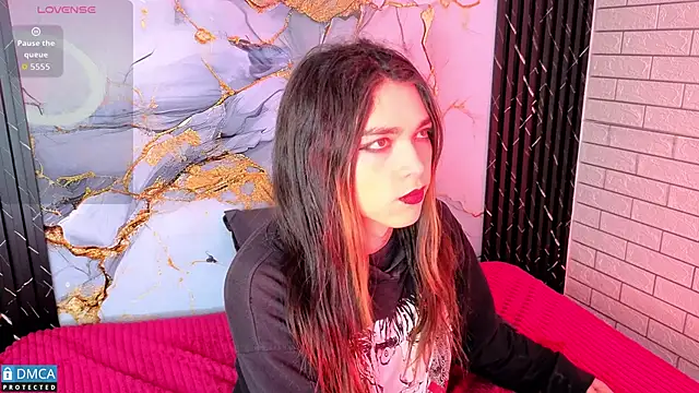 MaeveKuro online show from April 2026 03:15:01 AM