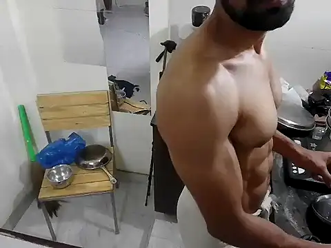 fitbuddy1 online show from February 2026 05:20:01 PM