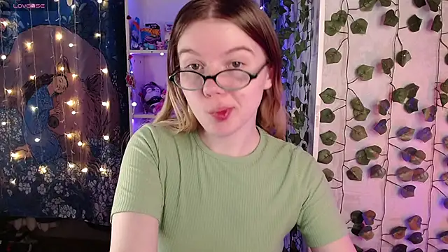 Strawberry juli online show from March 2025 02:27:01 AM