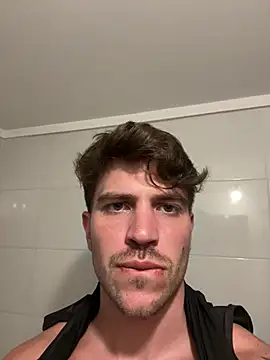 Snapshot of shuki0101 chatting on February 2026 10:08:02 PM shuki0101 online show from February 2026 10:08:02 PM