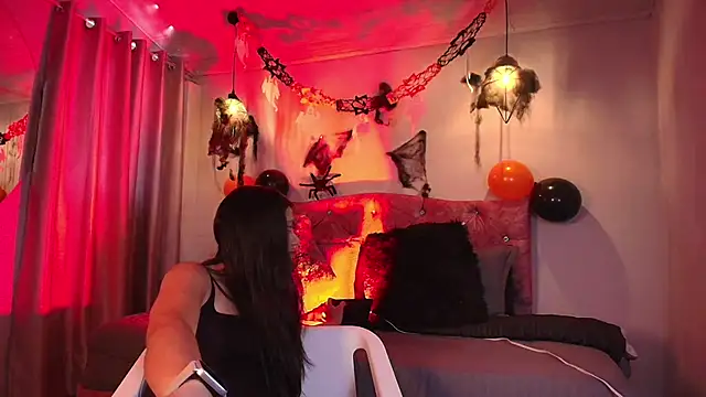 Snapshot of miaoconell chatting on October 2025 08:16:02 PM miaoconell online show from October 2025 08:16:02 PM