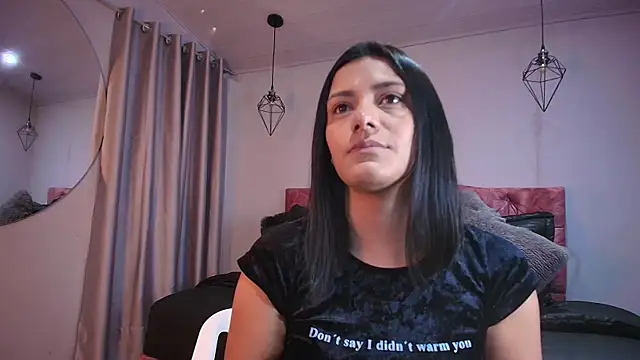 Snapshot of miaoconell chatting on November 2025 08:43:01 PM miaoconell online show from November 2025 08:43:01 PM