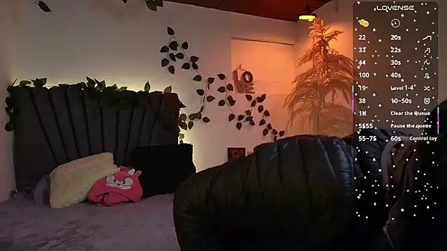 Snapshot of miaoconell chatting on February 2026 10:06:01 PM miaoconell online show from February 2026 10:06:01 PM