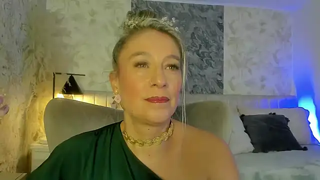 Snapshot of Liannaa_ chatting on November 2025 07:36:02 PM Liannaa online show from November 2025 07:36:02 PM