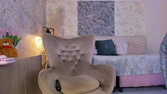 Liannaa  online show from March 2026 07:41:01 PM