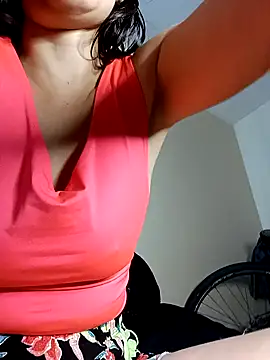 Snapshot of Ali3Martin chatting on March 2025 04:25:01 PM Ali3Martin online show from March 2025 04:25:01 PM