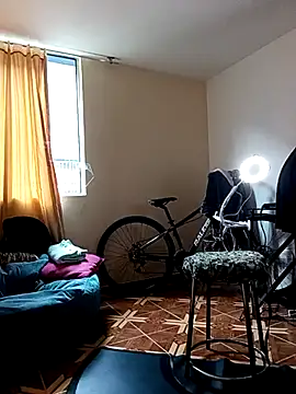 Snapshot of Ali3Martin chatting on March 2025 04:58:02 PM Ali3Martin online show from March 2025 04:58:02 PM