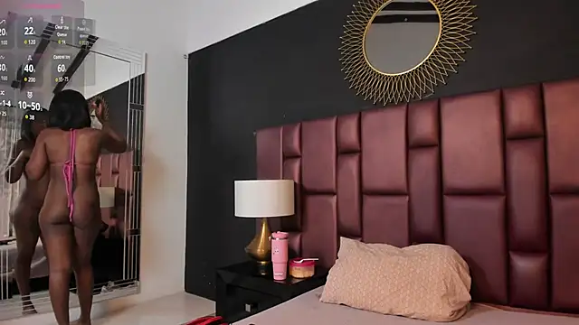 Snapshot of RitaGibsonn chatting on October 2025 07:37:01 PM RitaGibsonn online show from October 2025 07:37:01 PM