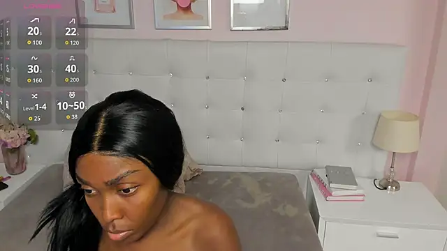 Snapshot of RitaGibsonn chatting on November 2025 07:32:02 PM RitaGibsonn online show from November 2025 07:32:02 PM