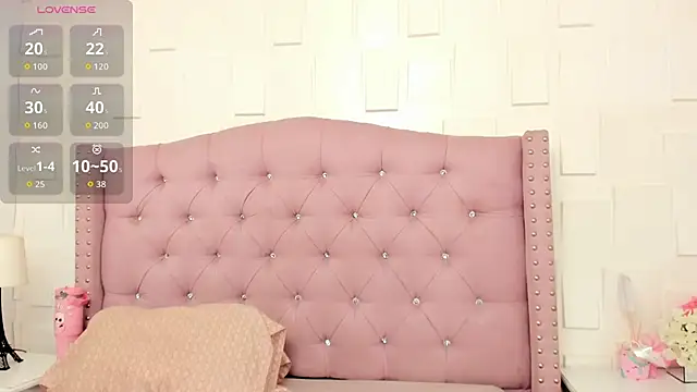 Snapshot of RitaGibsonn chatting on November 2025 07:35:01 PM RitaGibsonn online show from November 2025 07:35:01 PM