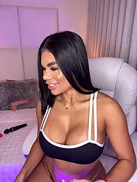 Snapshot of Amylewisq chatting on March 2025 12:11:01 AM Amylewisq online show from March 2025 12:11:01 AM