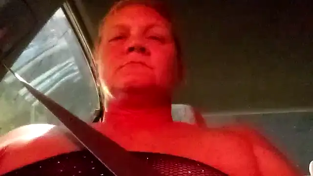 wetnwildforyou online show from September 2025 05:09:02 AM