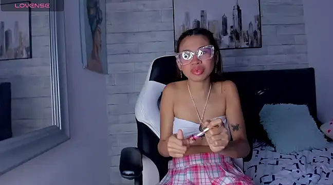 Snapshot of Aida_princess chatting on February 2025 05:26:01 AM Aida princess online show from February 2025 05:26:01 AM