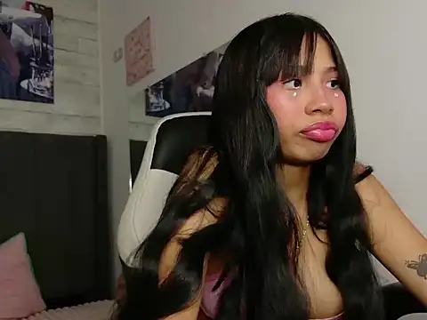Snapshot of Aida_princess chatting on October 2025 11:02:02 PM Aida princess online show from October 2025 11:02:02 PM