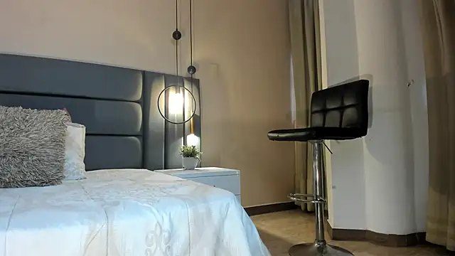 SeleneLujan online show from December 2025 11:48:02 AM