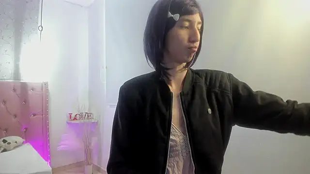 loverisu-coral online show from March 2026 09:41:01 PM