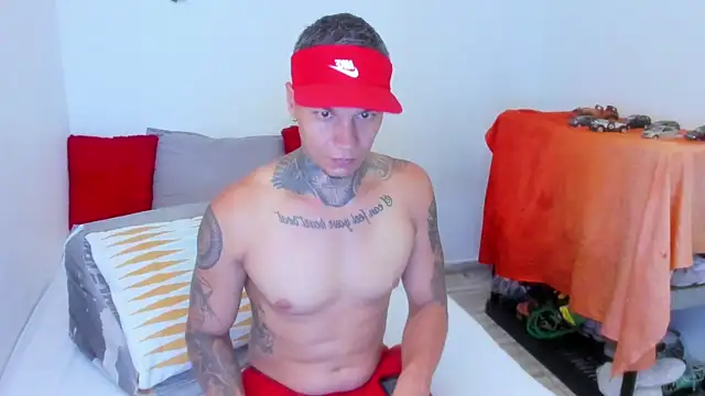 Snapshot of damian_c12 chatting on March 2025 03:44:01 AM damian c12 online show from March 2025 03:44:01 AM