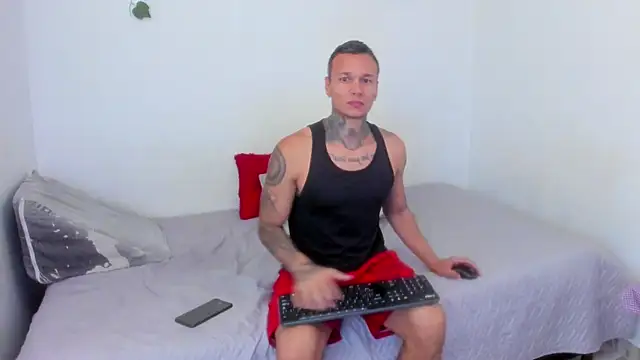 Snapshot of damian_c12 chatting on March 2025 12:19:01 AM damian c12 online show from March 2025 12:19:01 AM