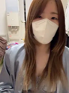 Snapshot of daiyo_kai_Gutara chatting on November 2025 01:43:01 PM daiyo kai Gutara online show from November 2025 01:43:01 PM