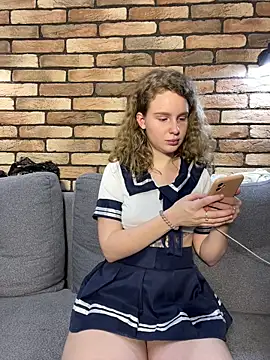 nemesidaM online show from March 2025 10:27:02 AM