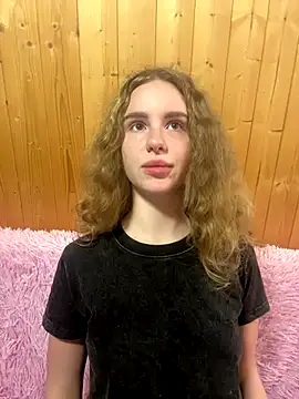 nemesidaM online show from November 2025 02:54:01 PM