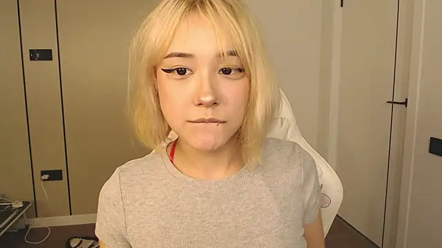 ka00ru chan online show from July 2026 06:15:02 PM
