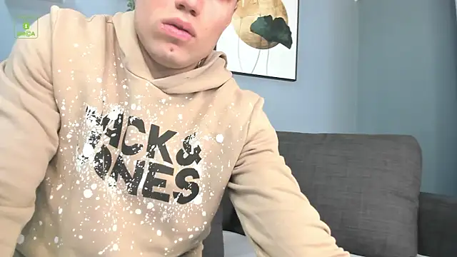 Snapshot of Kyle_Baker chatting on September 2025 05:20:01 AM Kyle Baker online show from September 2025 05:20:01 AM