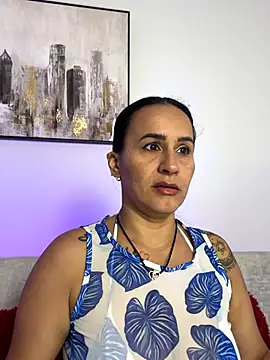 Sara Charmy online show from November 2025 11:32:01 AM