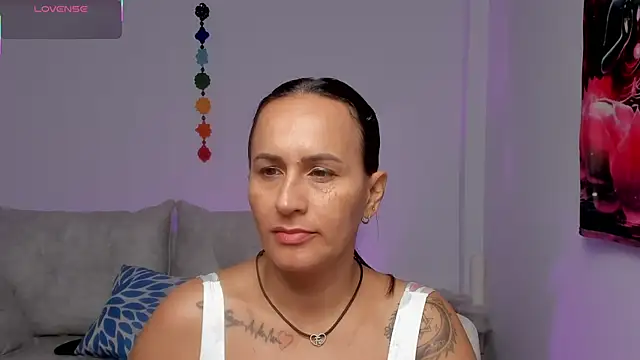 Snapshot of Sara_Charmy chatting on May 2026 10:09:01 AM Sara Charmy online show from May 2026 10:09:01 AM