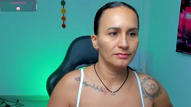 Snapshot of Sara_Charmy chatting on May 2026 11:07:02 AM Sara Charmy online show from May 2026 11:07:02 AM