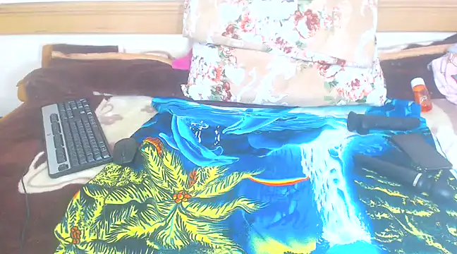 Snapshot of ChocolateClit chatting on March 2025 08:27:02 PM ChocolateClit online show from March 2025 08:27:02 PM