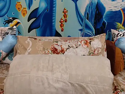 Snapshot of ChocolateClit chatting on October 2025 04:49:01 PM ChocolateClit online show from October 2025 04:49:01 PM