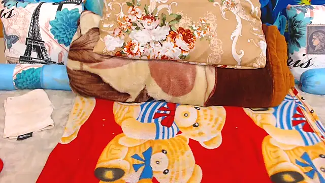 Snapshot of ChocolateClit chatting on November 2025 04:16:01 PM ChocolateClit online show from November 2025 04:16:01 PM