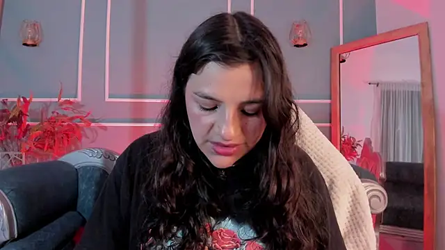 TaraTaylorr online show from November 2025 02:25:01 AM