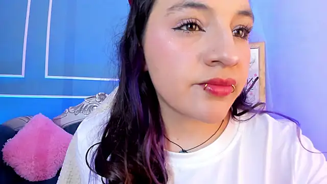 TaraTaylorr online show from April 2026 03:15:01 AM