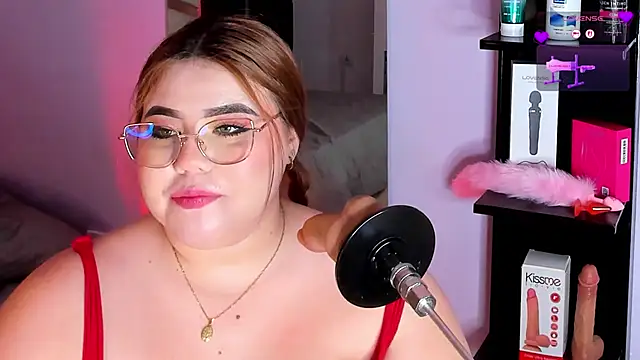 MadissonLee   online show from May 2026 10:17:02 PM