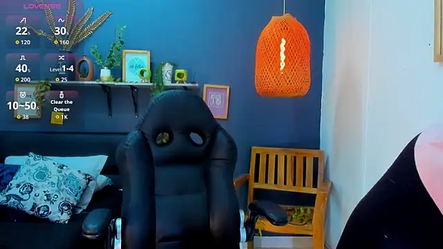 yessila parker online show from February 2026 09:52:02 AM