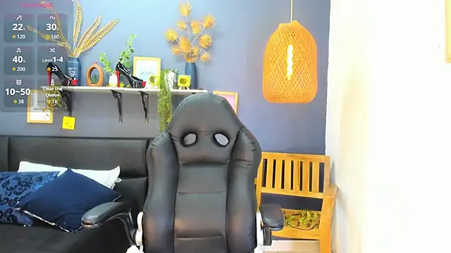 yessila parker online show from March 2026 09:38:02 AM