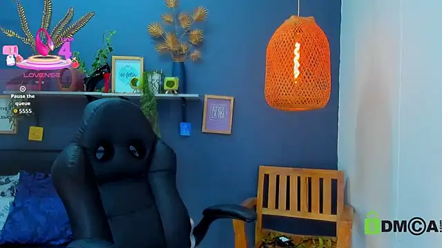 yessila parker online show from March 2026 09:26:01 AM